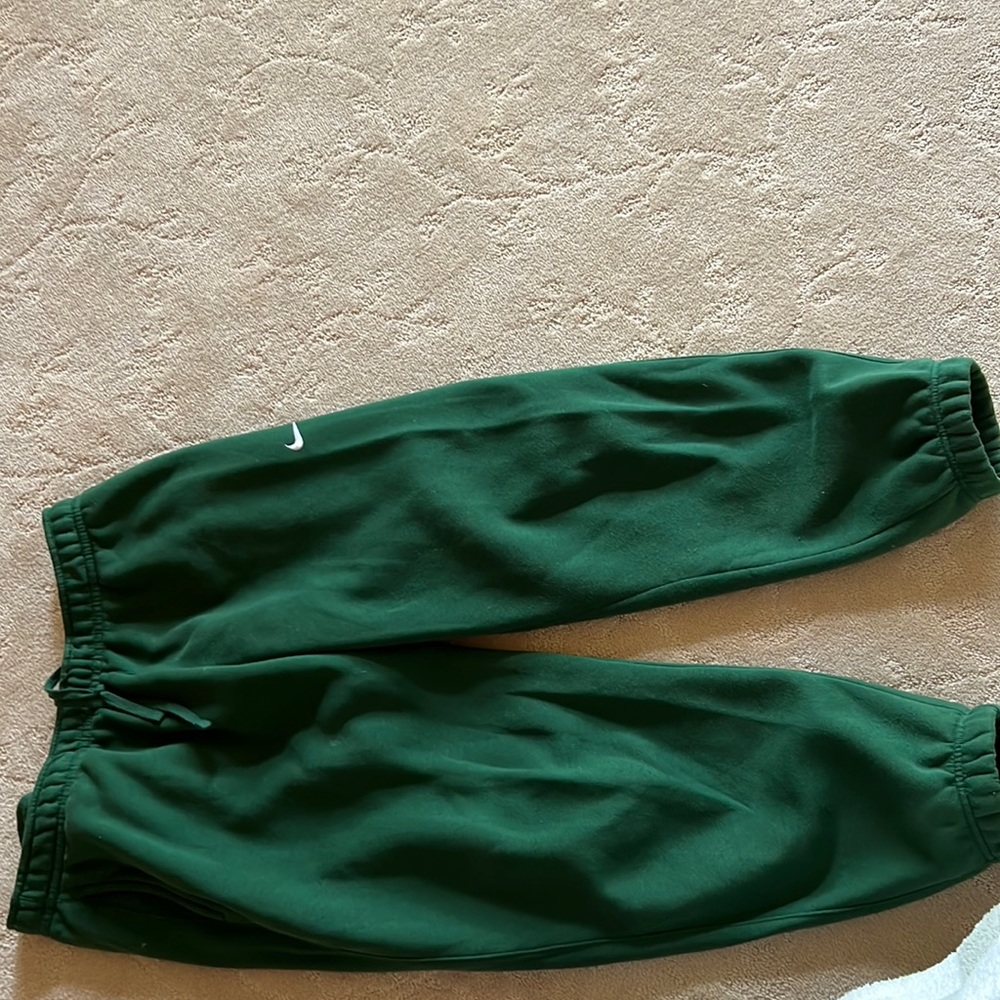 Nike men’s joggers